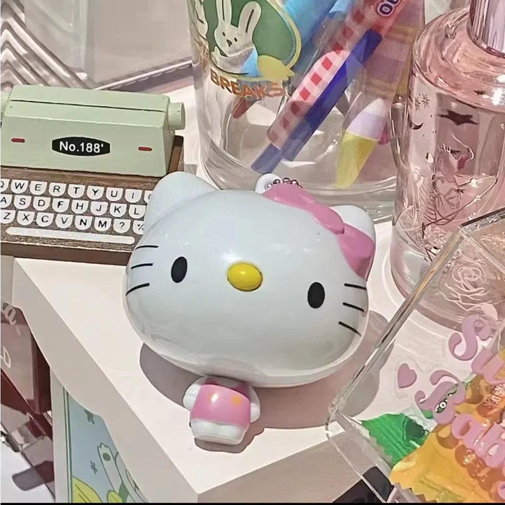 Hello Kitty Measure tape Keychain / bag charm Mini Measuring Tape Ruler, New